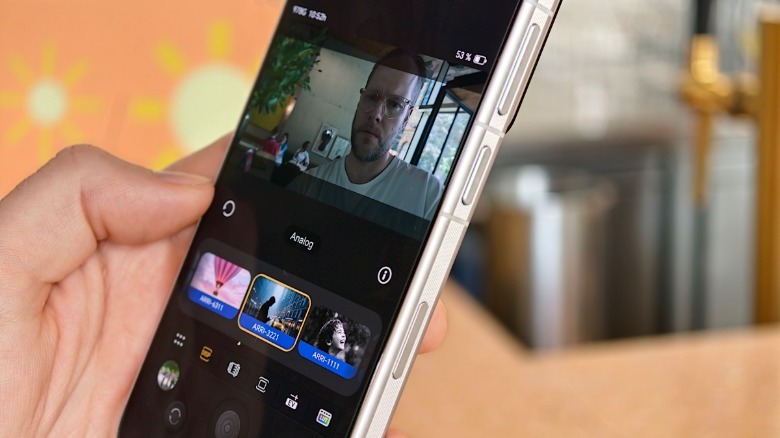 Camera app on Honor's Robot Phone.