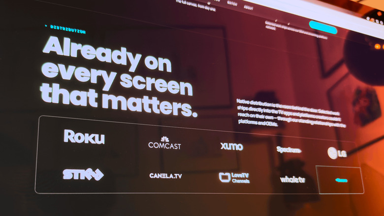 Fairground webpage showing distribution partners including Roku, Comcast, Xumo, Spectrum, LG and Canela TV.