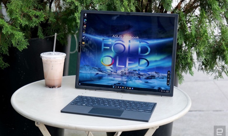 The ASUS ZenBook 17 Fold