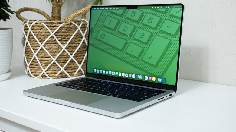 Clean picture of a MacBook Pro in 2024.