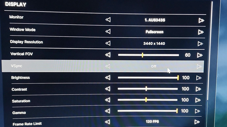 A game's display settings, with VSync highlighted and turned off