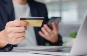 Détaillants en ligne qui n&rsquo;acceptent pas les portefeuilles numériques perdent des clients de la Génération Z