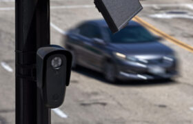 Flock Safety prévoit apparemment d’importants licenciements, maintenant que tout le monde le déteste