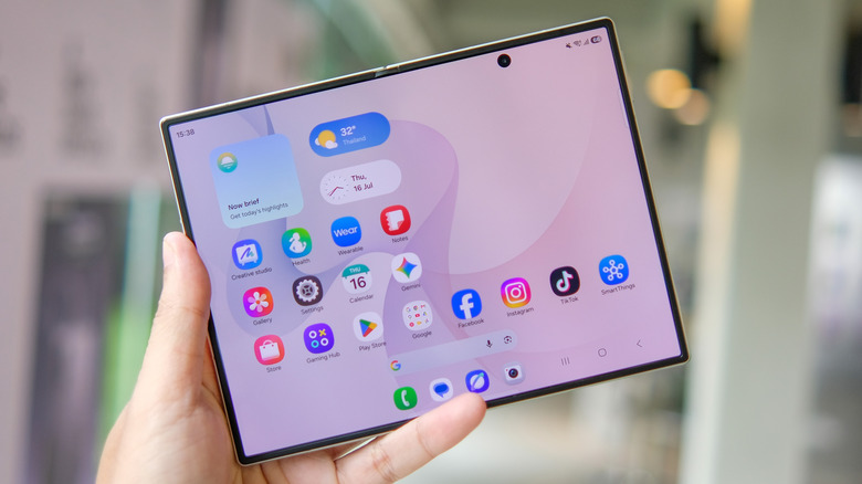 The inner screen of the Galaxy Z Fold8.