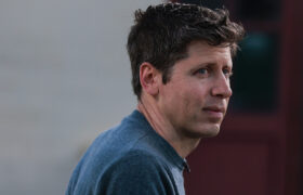Le juge rejette la plainte pour abus sexuels déposée par la sœur de Sam Altman.
