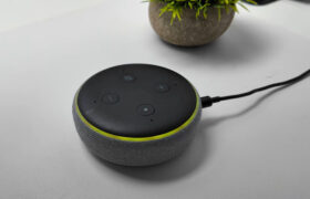 Que signifie la lumière jaune sur votre appareil Alexa et comment l&rsquo;éteindre ?