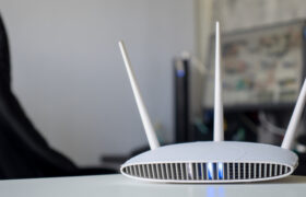 Que signifient tous les voyants lumineux de votre routeur Netgear et lesquels sont vraiment importants ?