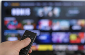 Quelles marques de téléviseurs intelligents proposent le plus long support logiciel ?